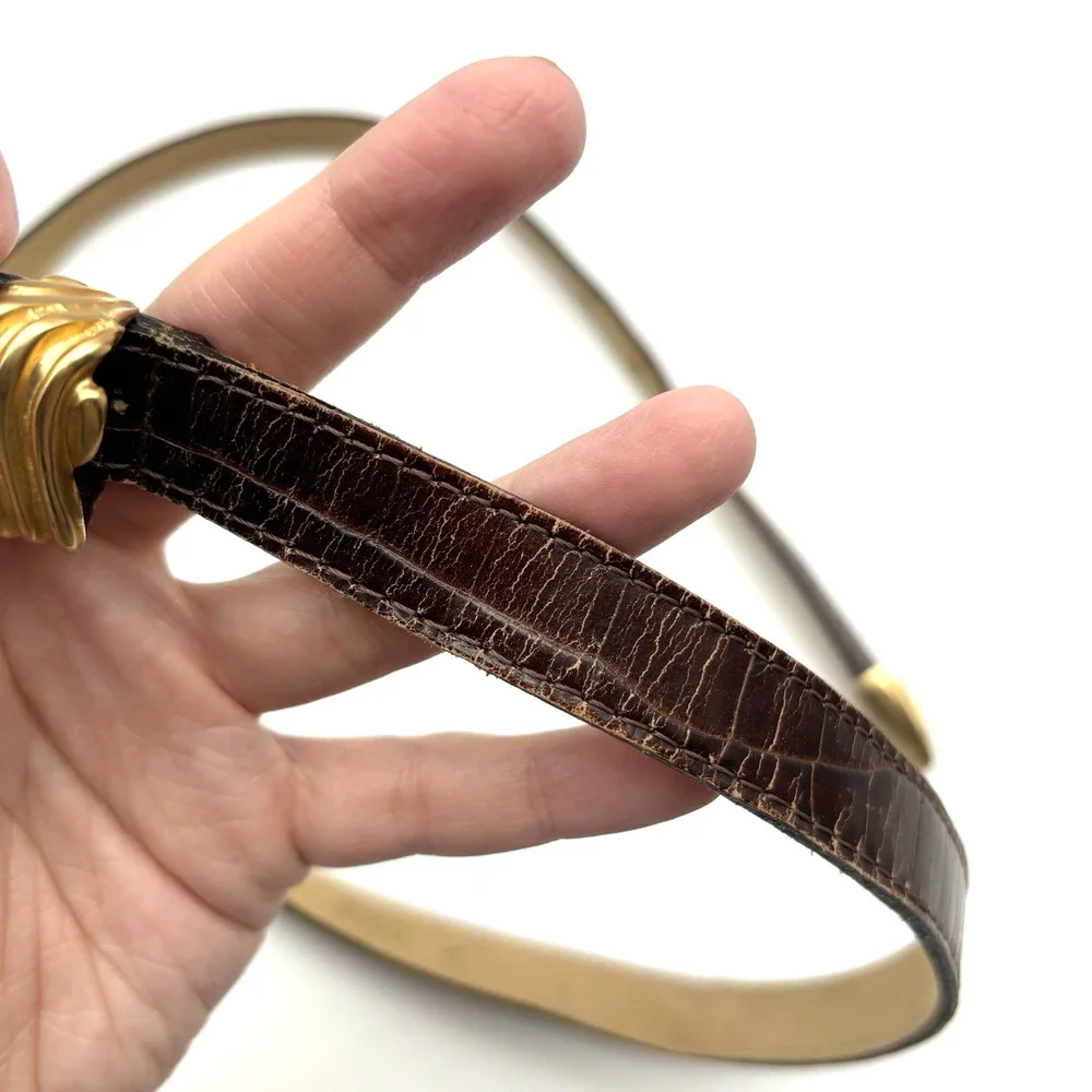 1980s Streets Ahead 32920 Brown Croc Emboss Leather Horsehead Skinny Belt L 34